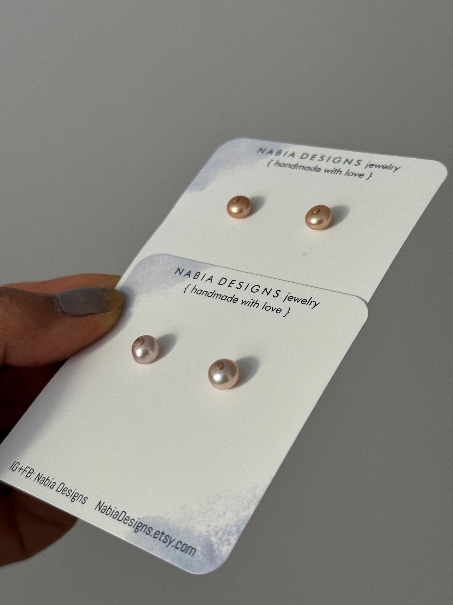 Pearl and Gold Post Earrings: adorable fresh water pearl beads and 14k gold filled flat head post and earring backings