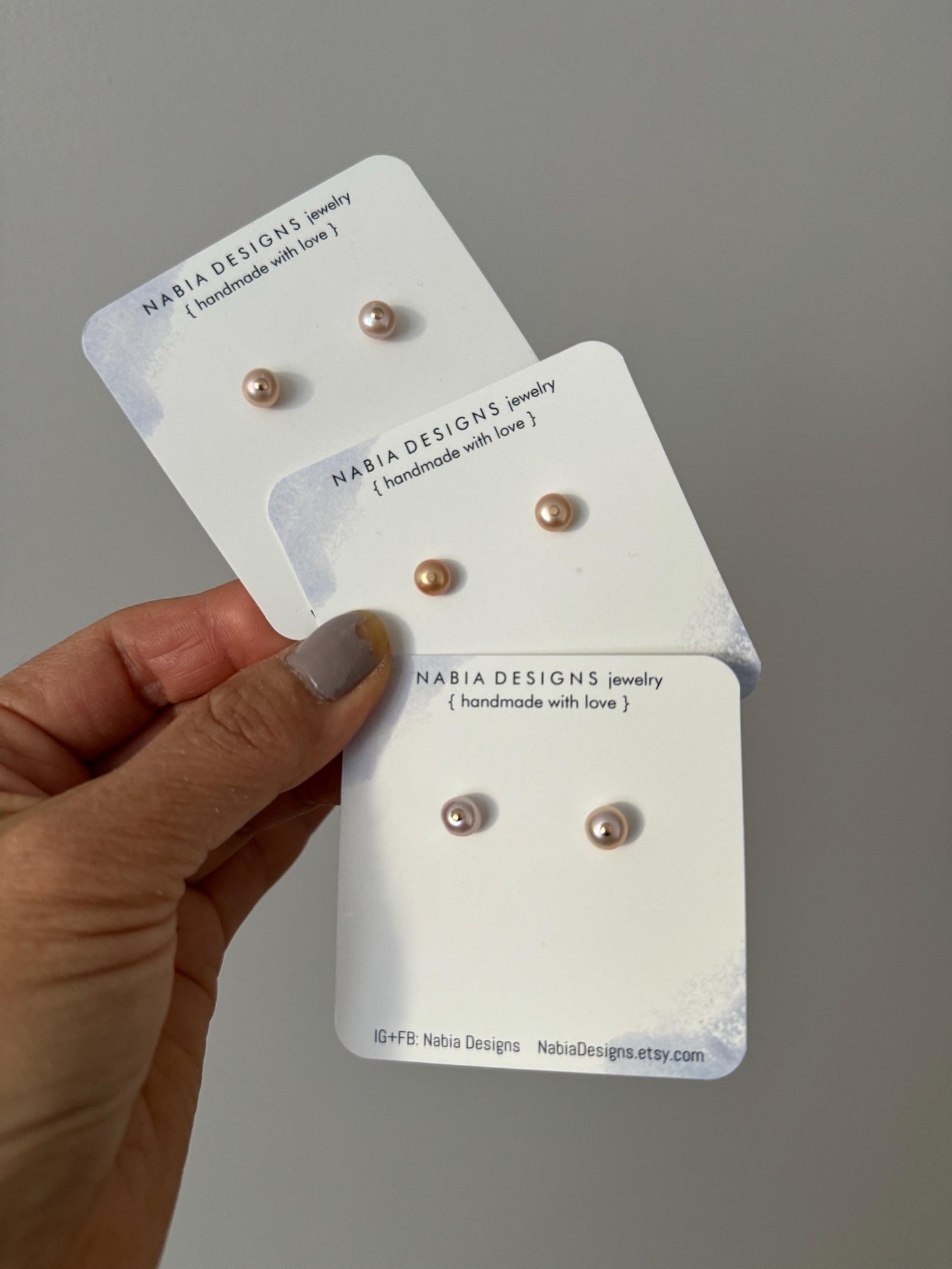 Pearl and Gold Post Earrings: adorable fresh water pearl beads and 14k gold filled flat head post and earring backings