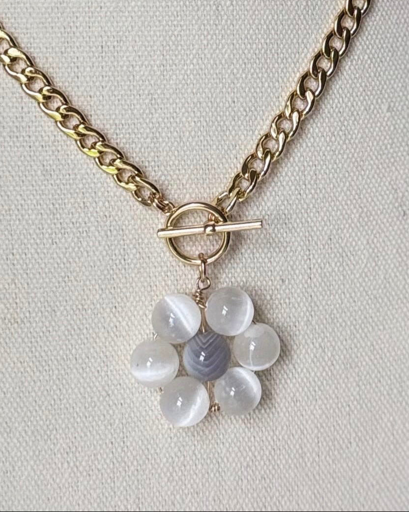 Flora Pendant — Cloud Bloom