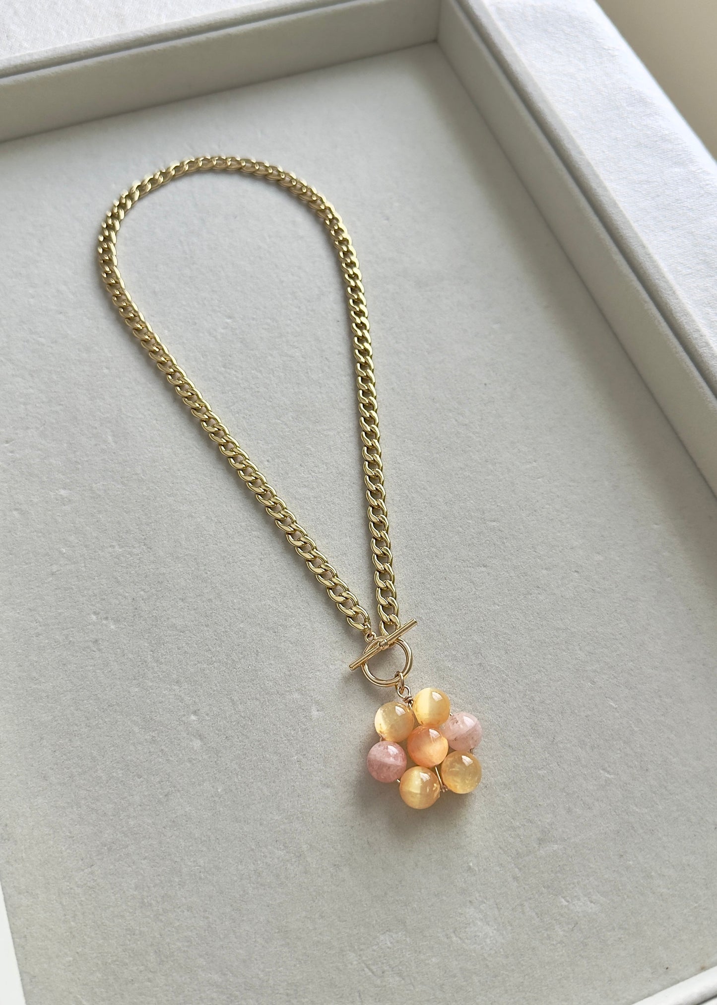 Flora Pendant — Apricot Glow